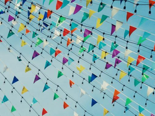 Fanions et loupiotes