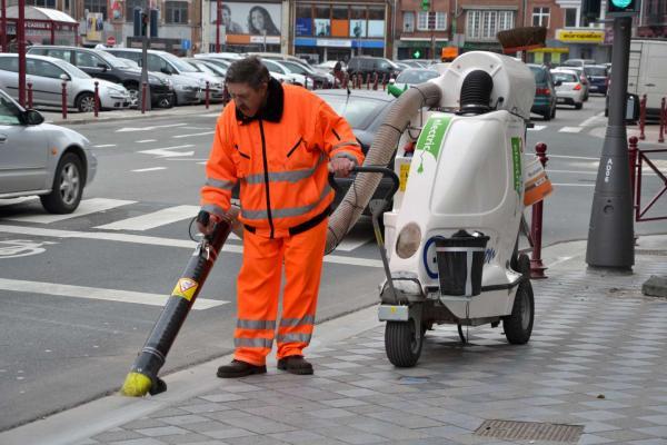 gluton dans la rue