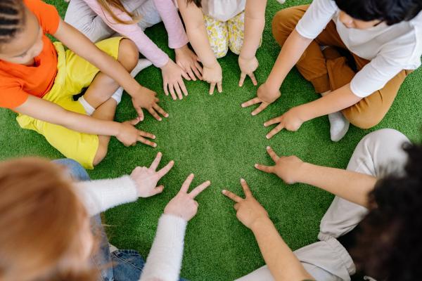 Enfants cercle