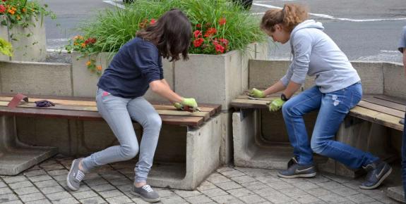 été solidaire place fontaines