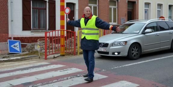 surveillant habilité sortie école