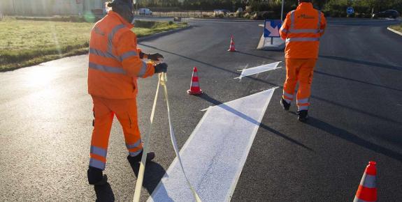 ouvrier signalisation 